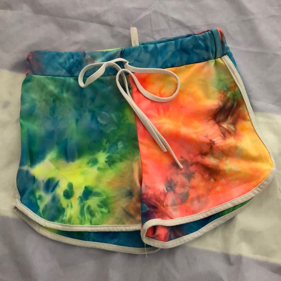 Short set - Picture 3 of 3